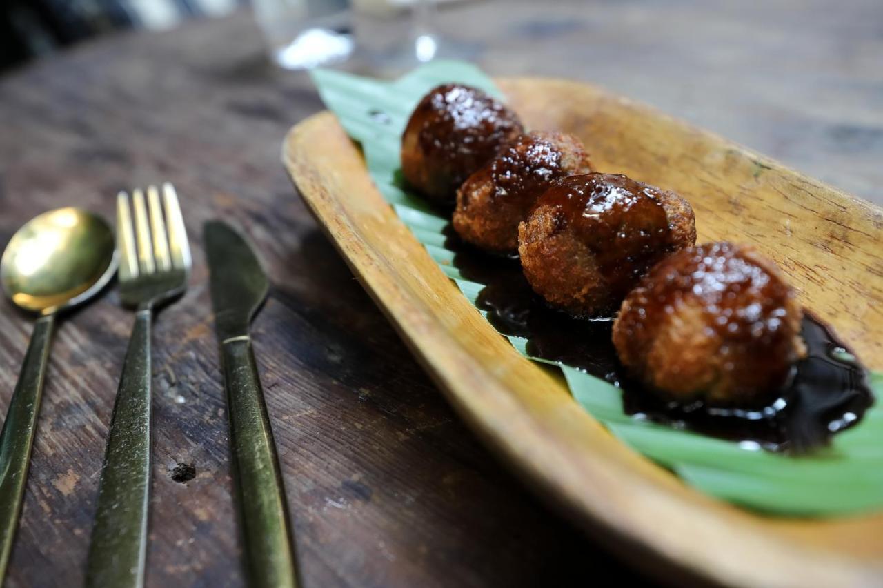 Hotel Casa Lola Deluxe Gallery