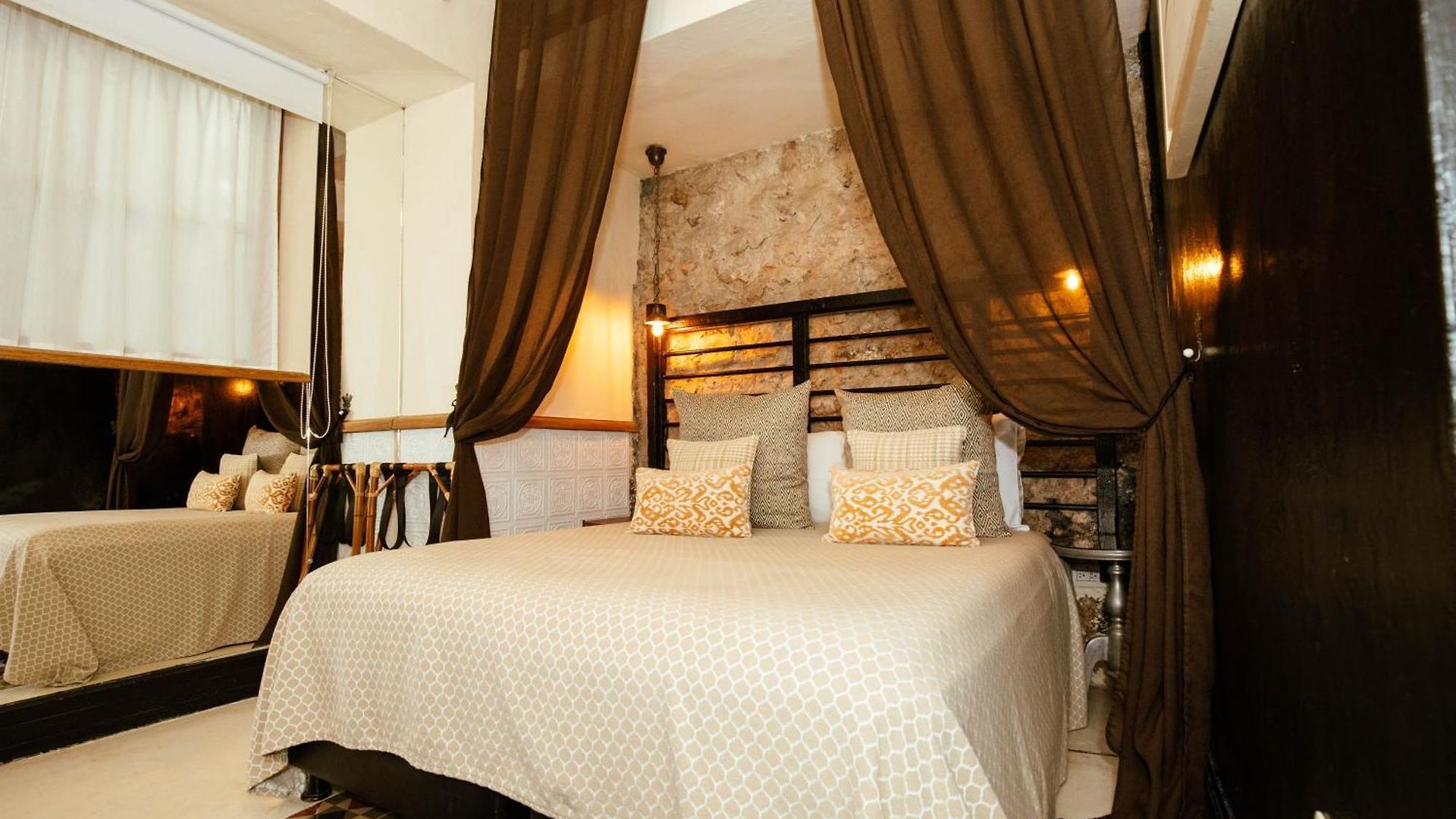 Casa Lola Deluxe Gallery Hotel Cartagena
