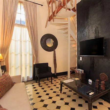 Casa Lola Deluxe Gallery