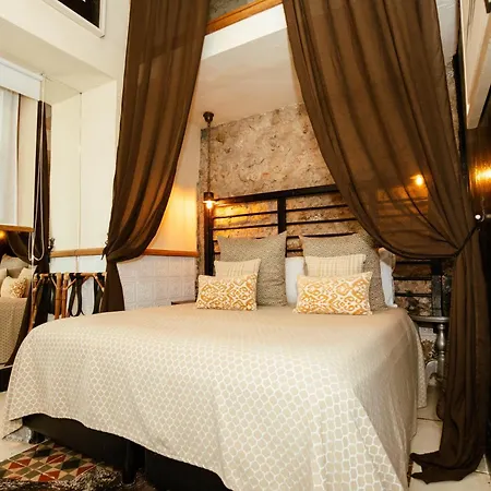 Casa Lola Deluxe Gallery Hotel Cartagena